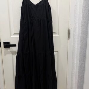 Uniqlo black dress. New with no tag.